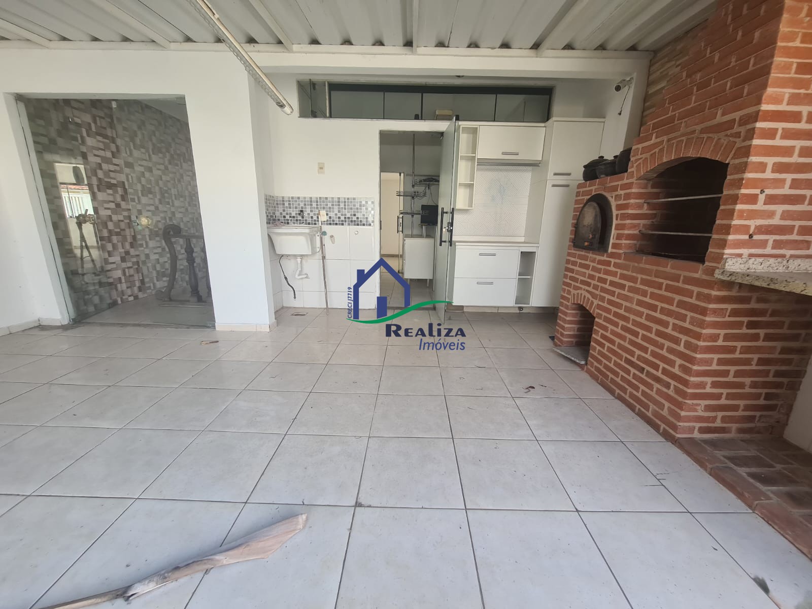 Casa à venda com 4 quartos, 150m² - Foto 10