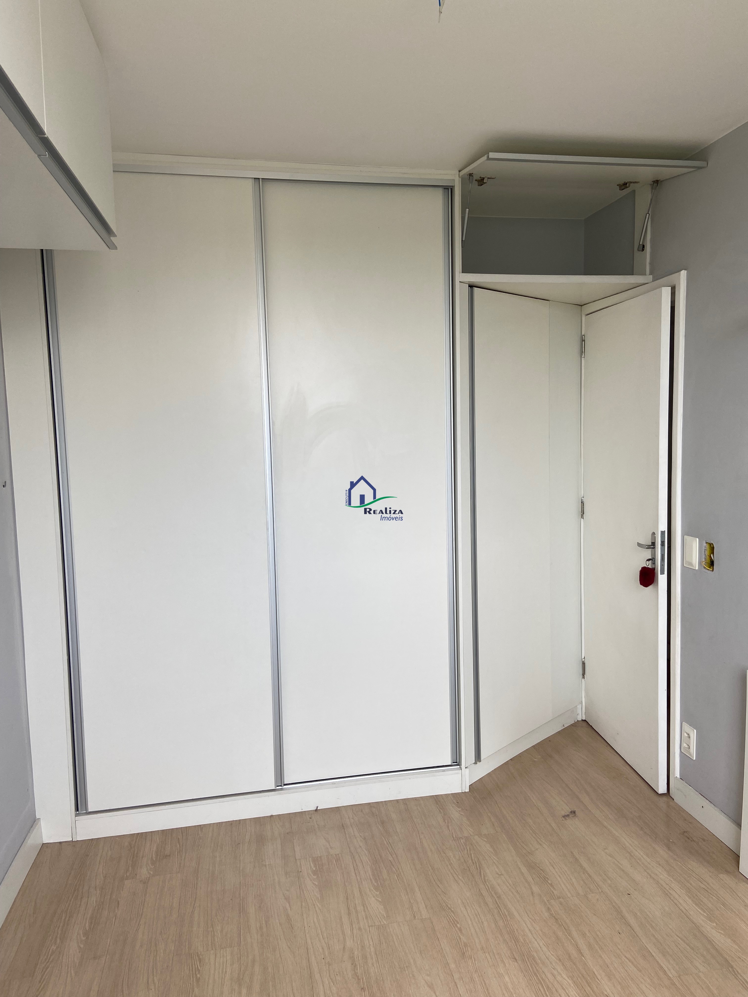 Apartamento à venda com 2 quartos, 60m² - Foto 9