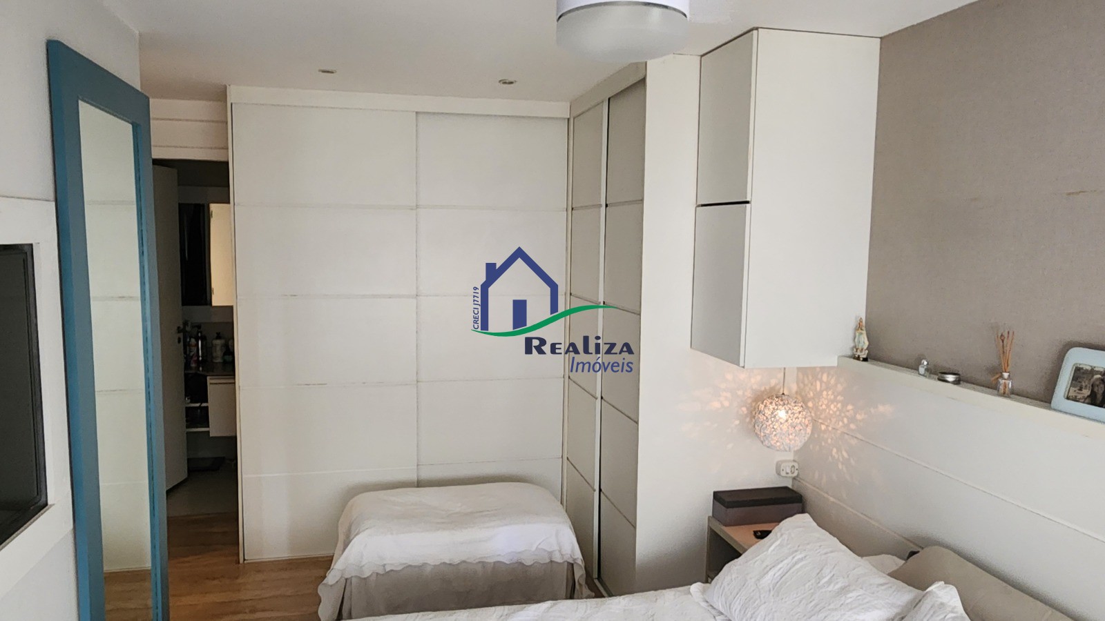 Apartamento à venda com 3 quartos, 97m² - Foto 11