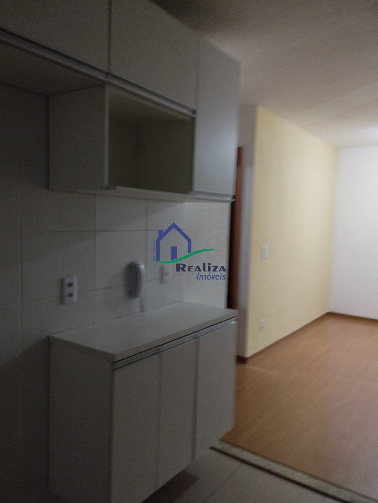 Apartamento à venda com 2 quartos, 42m² - Foto 3