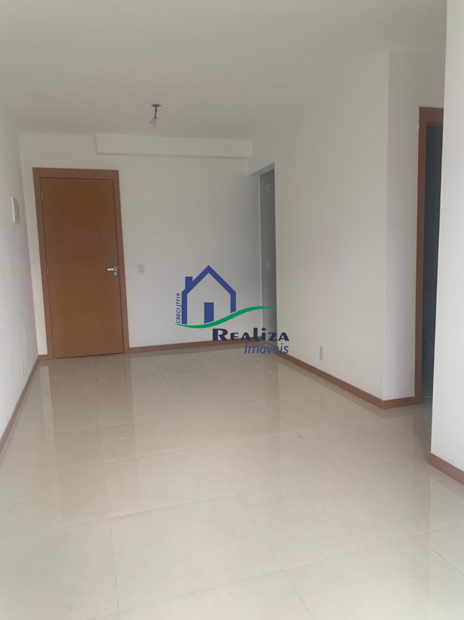 Apartamento para alugar com 2 quartos, 65m² - Foto 12