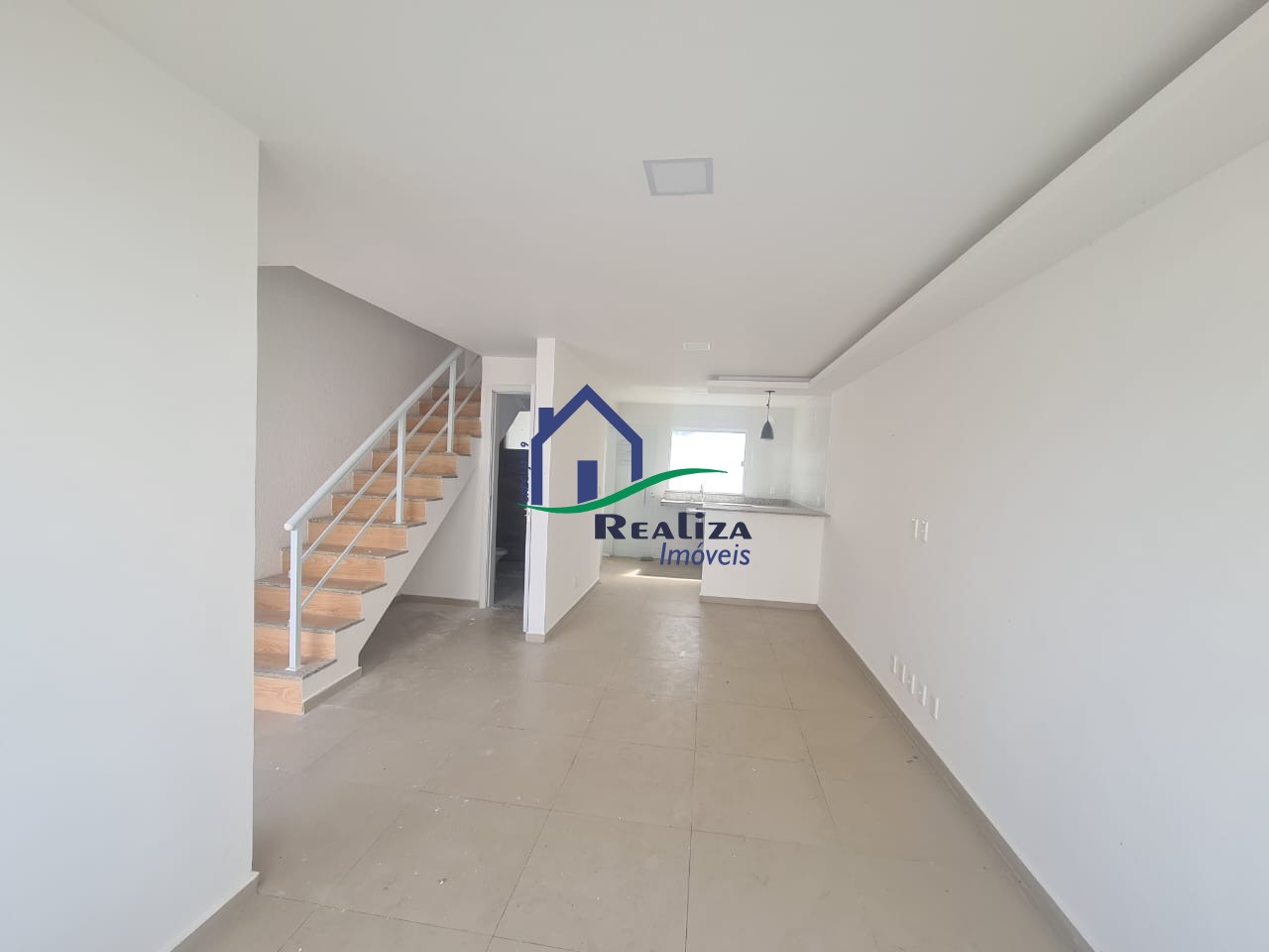 Casa à venda com 2 quartos, 100m² - Foto 15