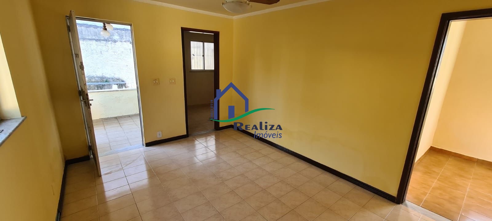 Casa à venda com 2 quartos, 90m² - Foto 14