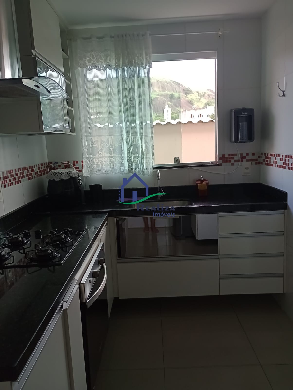 Casa à venda com 2 quartos, 68m² - Foto 8