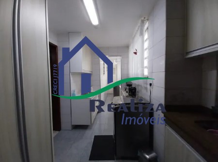 Apartamento à venda com 2 quartos, 75m² - Foto 11