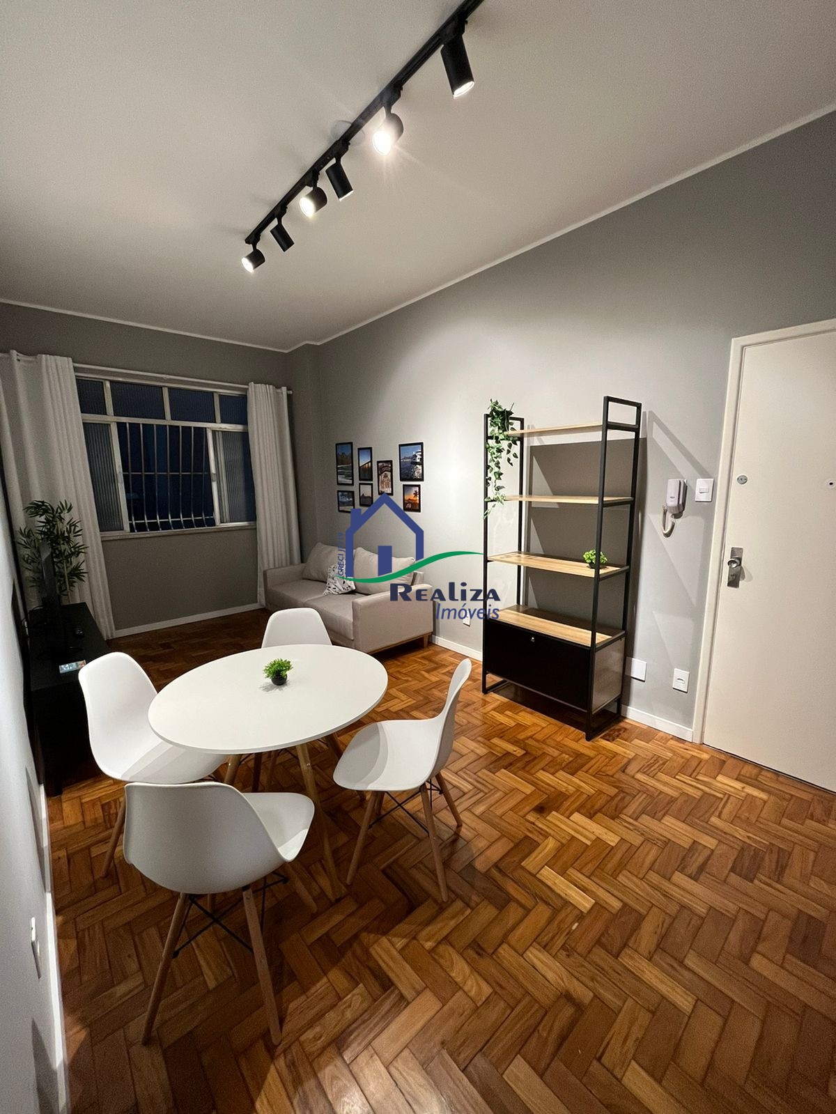 Apartamento à venda com 1 quarto, 50m² - Foto 9