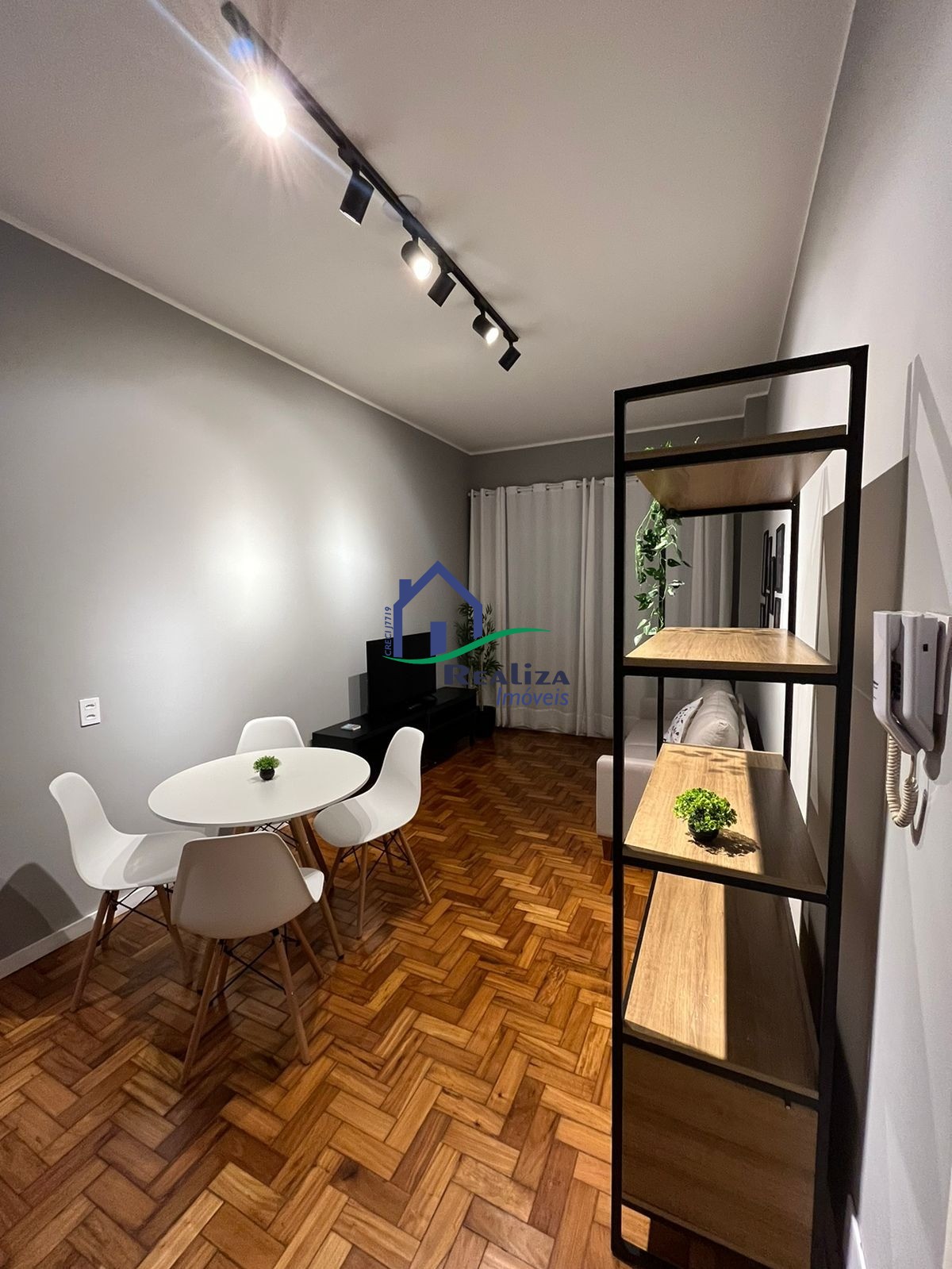 Apartamento à venda com 1 quarto, 50m² - Foto 8