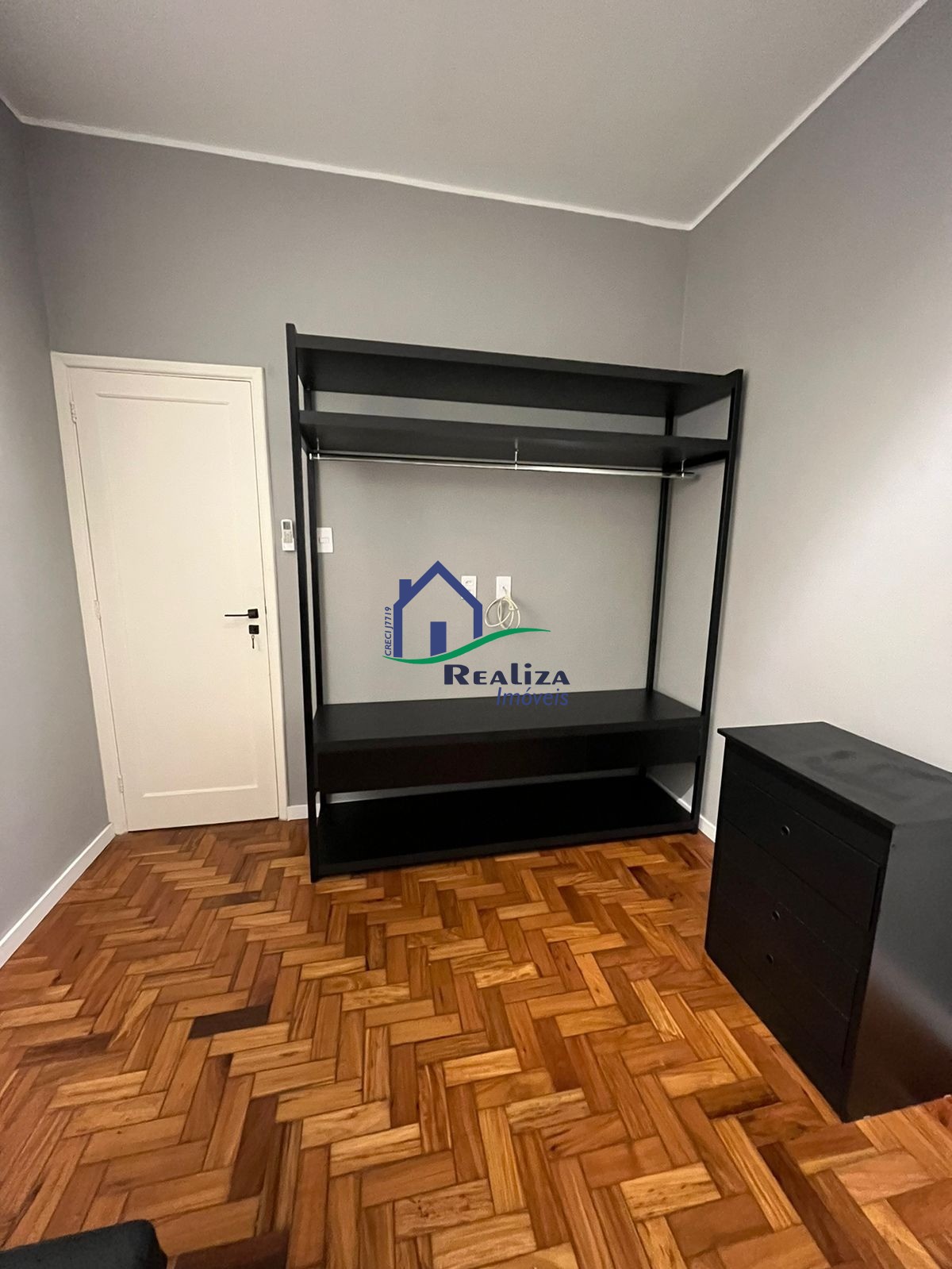 Apartamento à venda com 1 quarto, 50m² - Foto 3