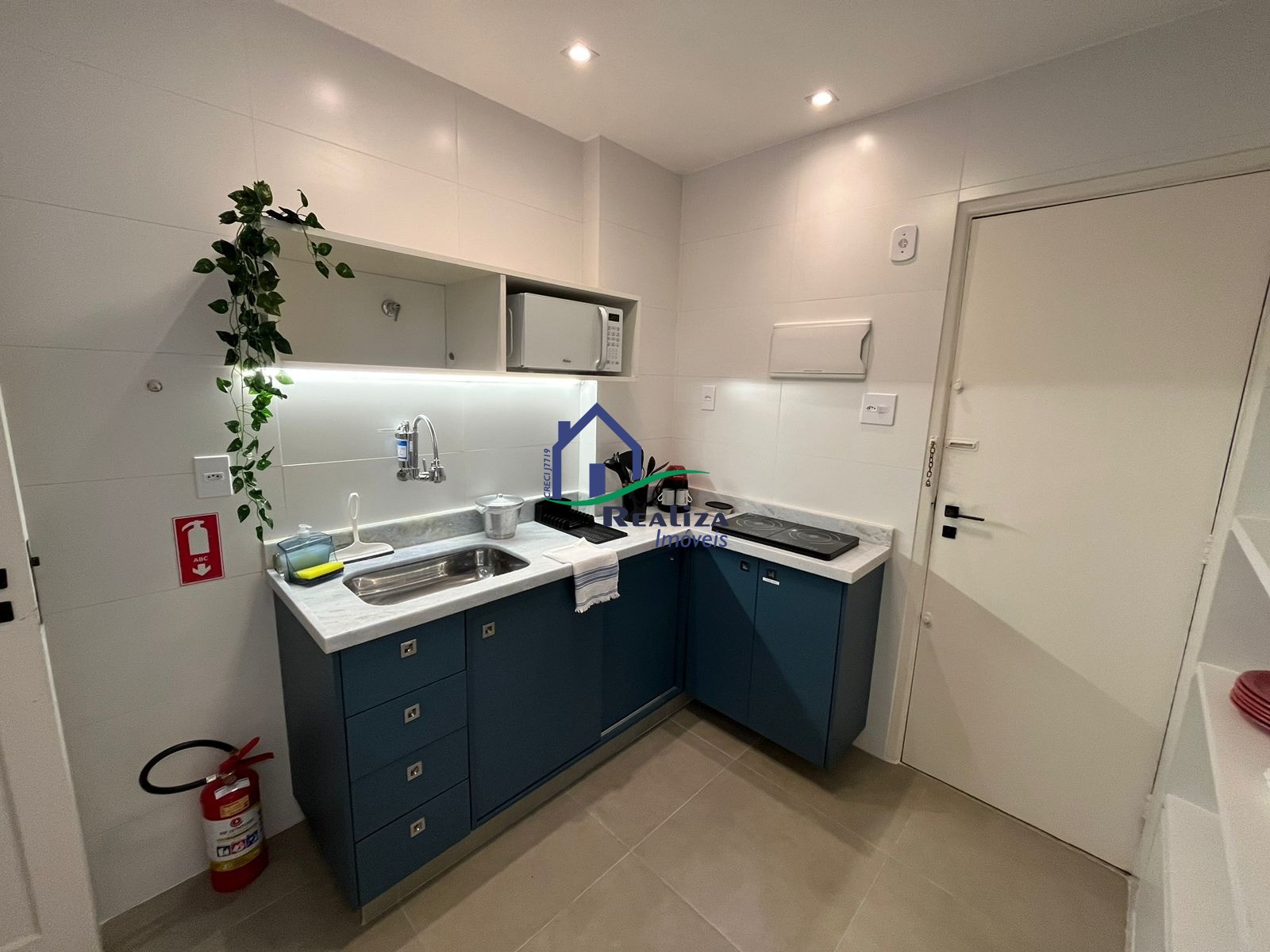 Apartamento à venda com 1 quarto, 50m² - Foto 12