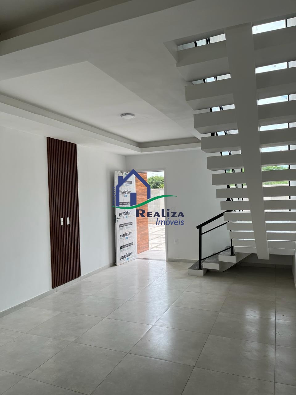 Casa à venda com 2 quartos, 87m² - Foto 7