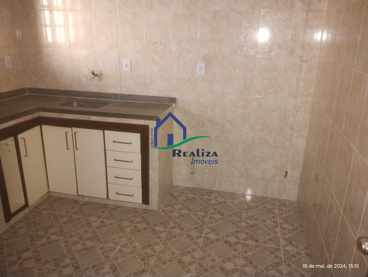 Casa à venda com 2 quartos, 180m² - Foto 17