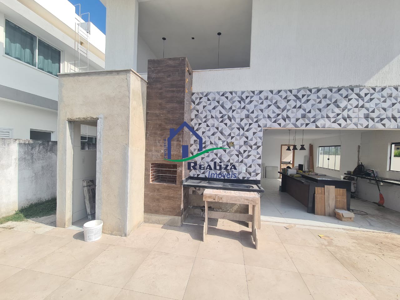 Casa à venda com 4 quartos, 370m² - Foto 3