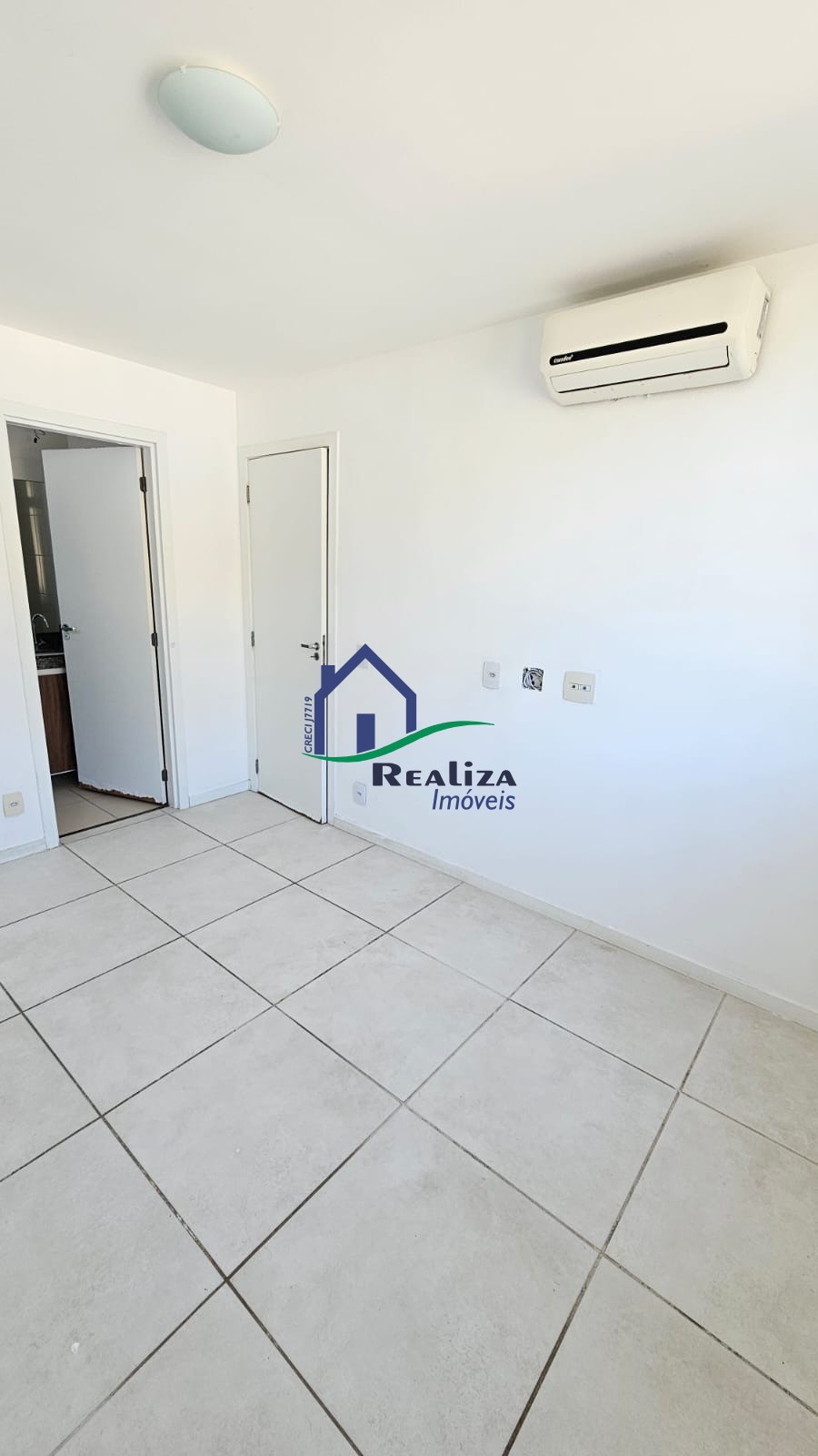 Apartamento à venda com 2 quartos, 62m² - Foto 14