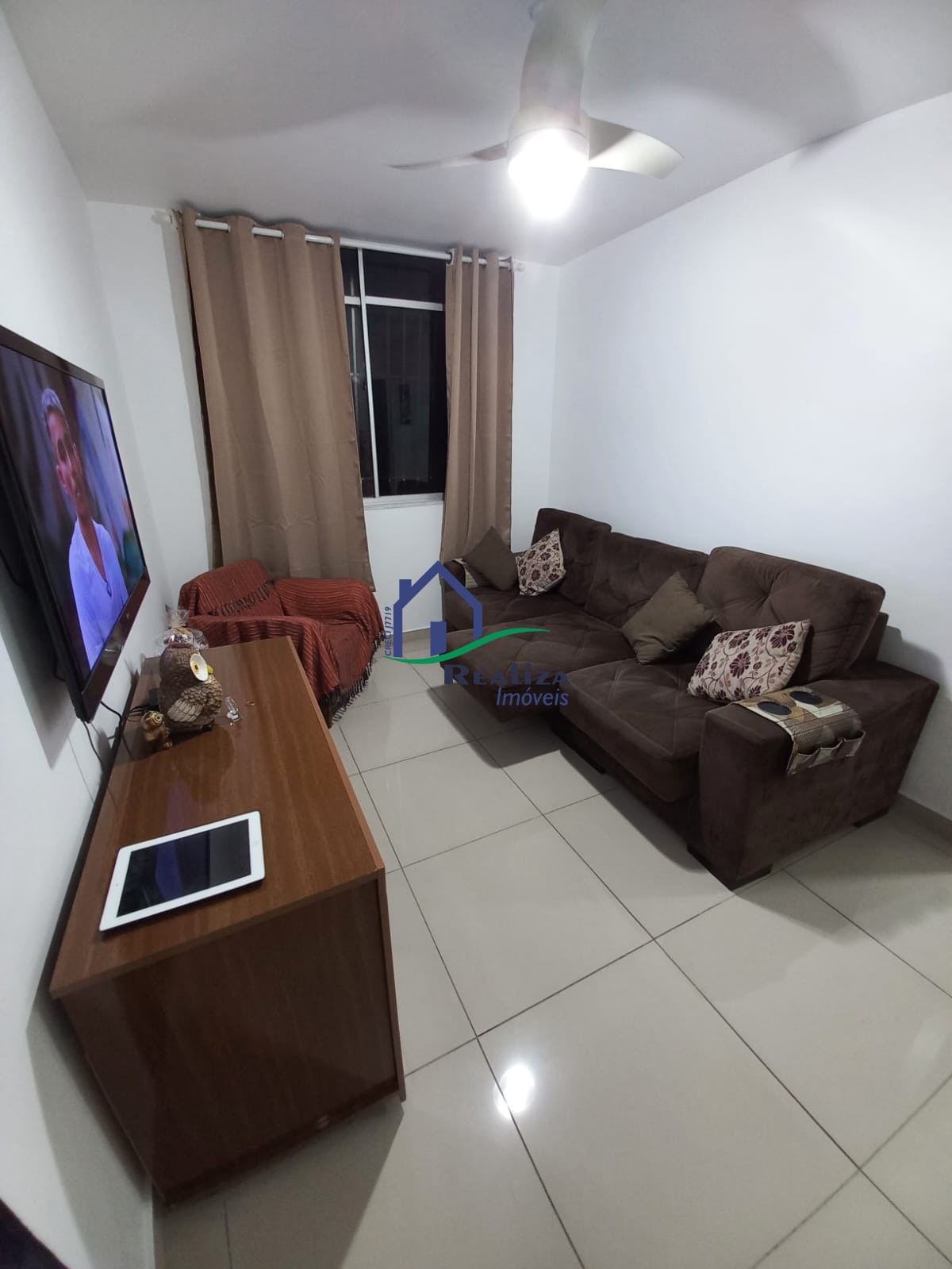 Apartamento à venda com 2 quartos, 60m² - Foto 4