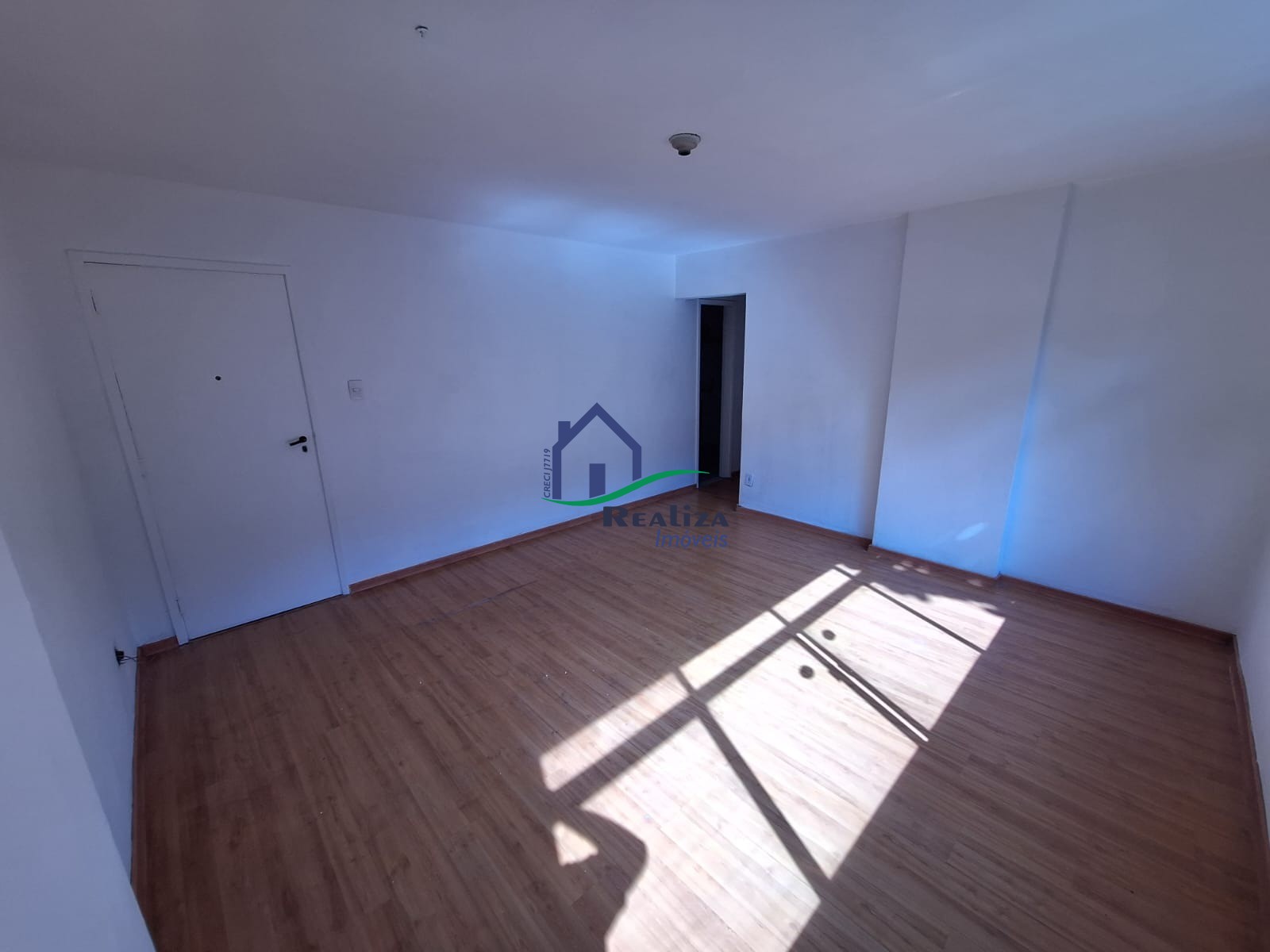 Apartamento para alugar com 2 quartos, 100m² - Foto 1