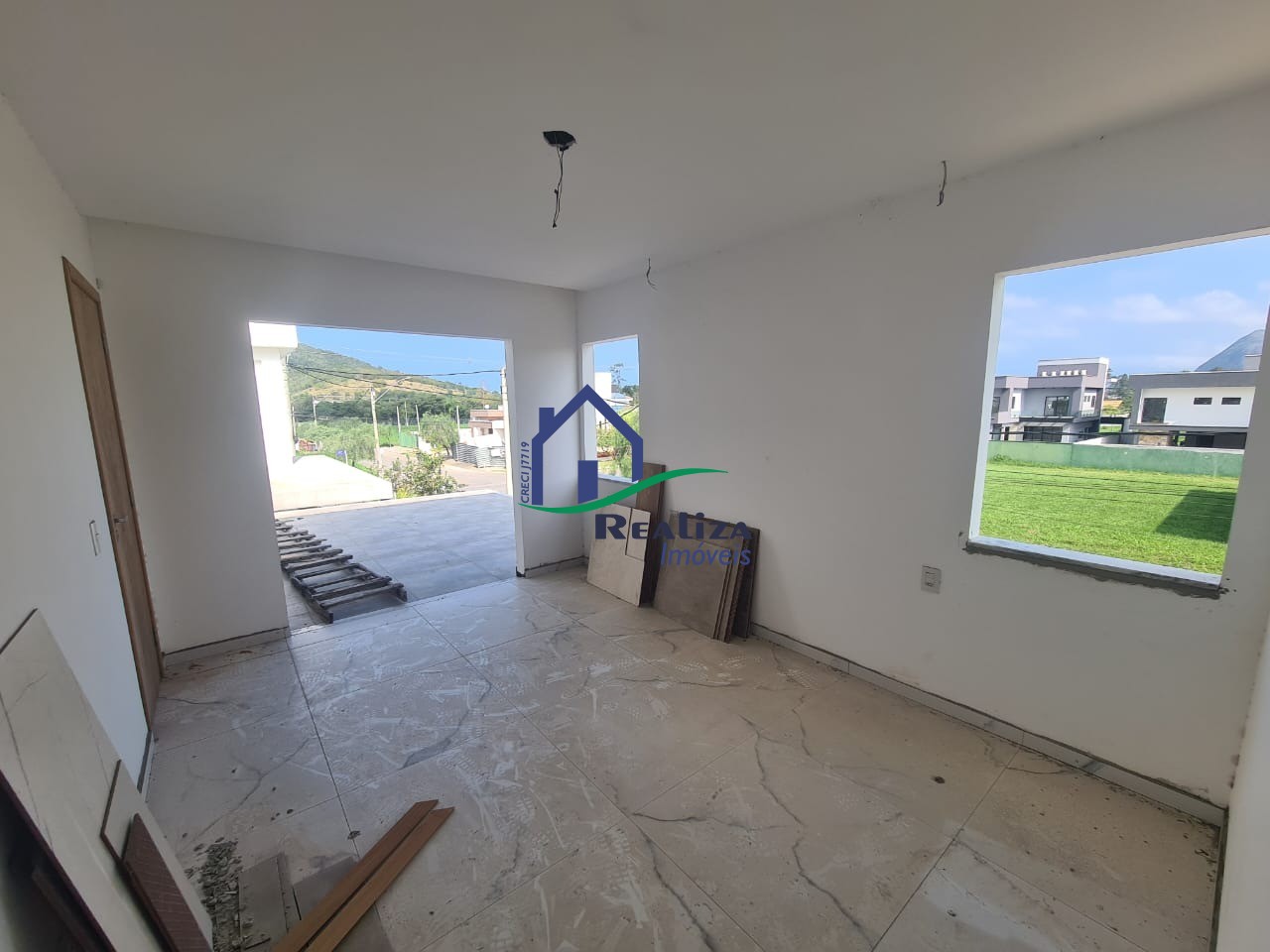 Casa à venda com 4 quartos, 370m² - Foto 14