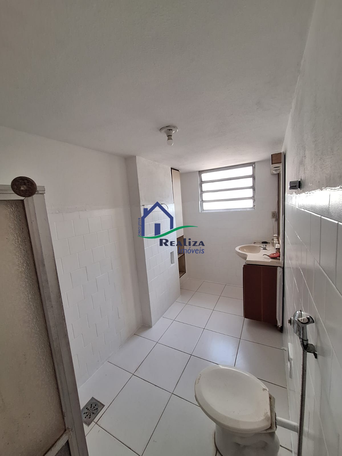 Apartamento para alugar com 2 quartos, 100m² - Foto 9