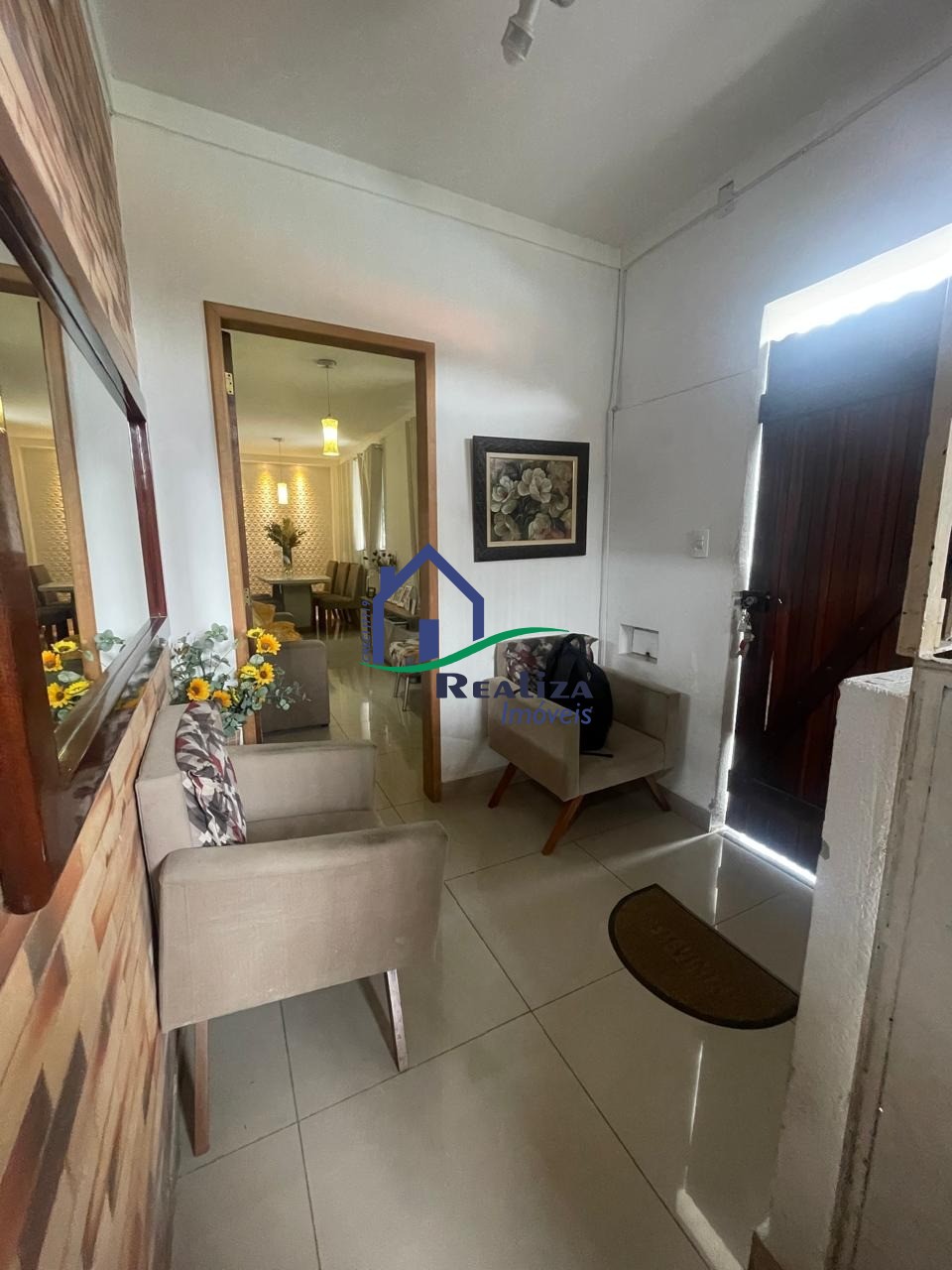 Casa à venda e aluguel com 2 quartos, 170m² - Foto 3