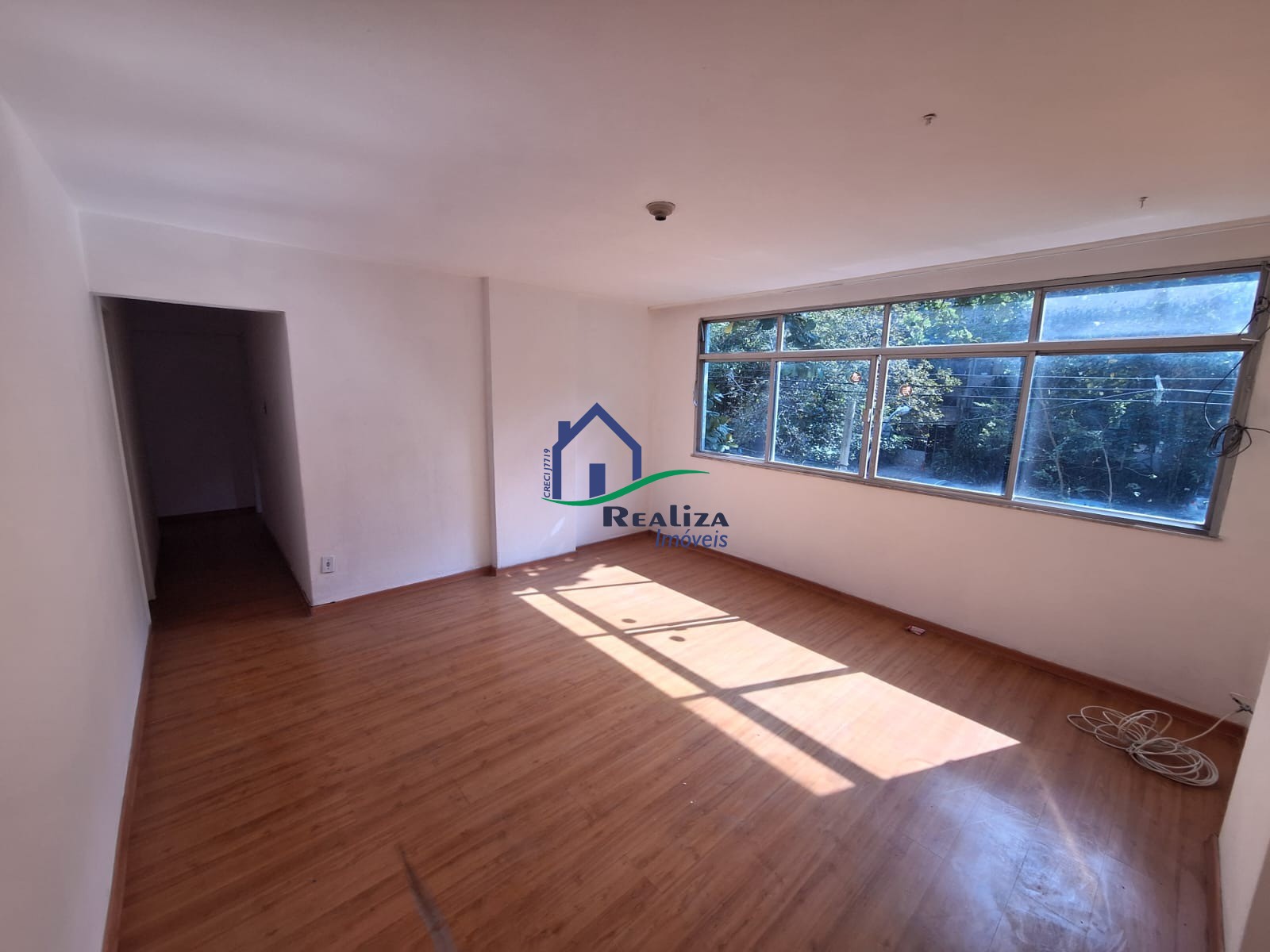 Apartamento para alugar com 2 quartos, 100m² - Foto 4