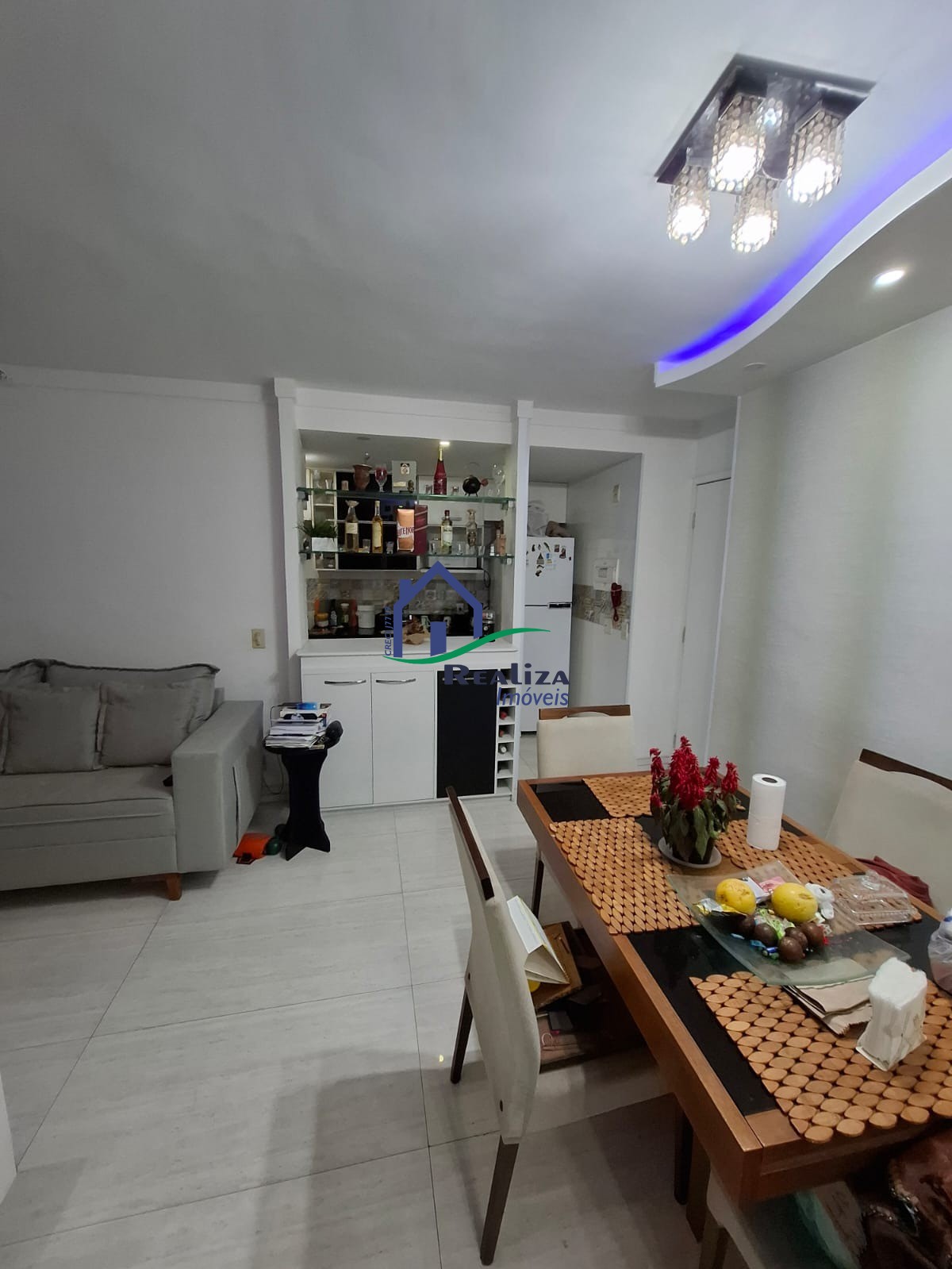 Apartamento à venda com 2 quartos, 58m² - Foto 4