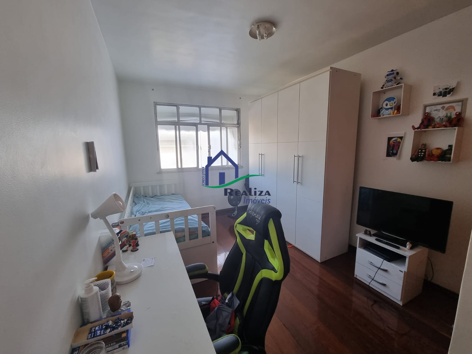 Casa à venda com 3 quartos, 300m² - Foto 32