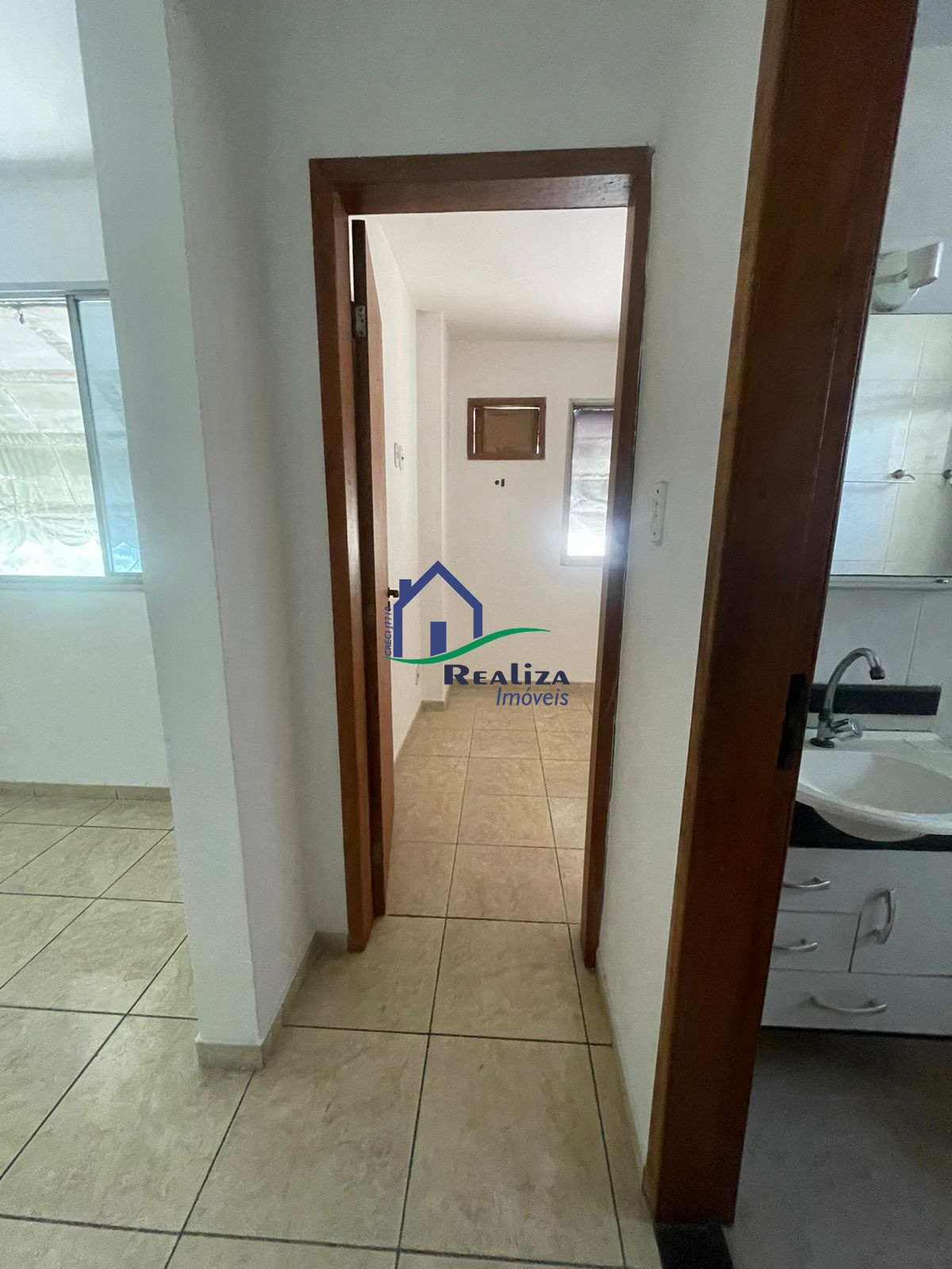 Apartamento à venda com 2 quartos, 65m² - Foto 4