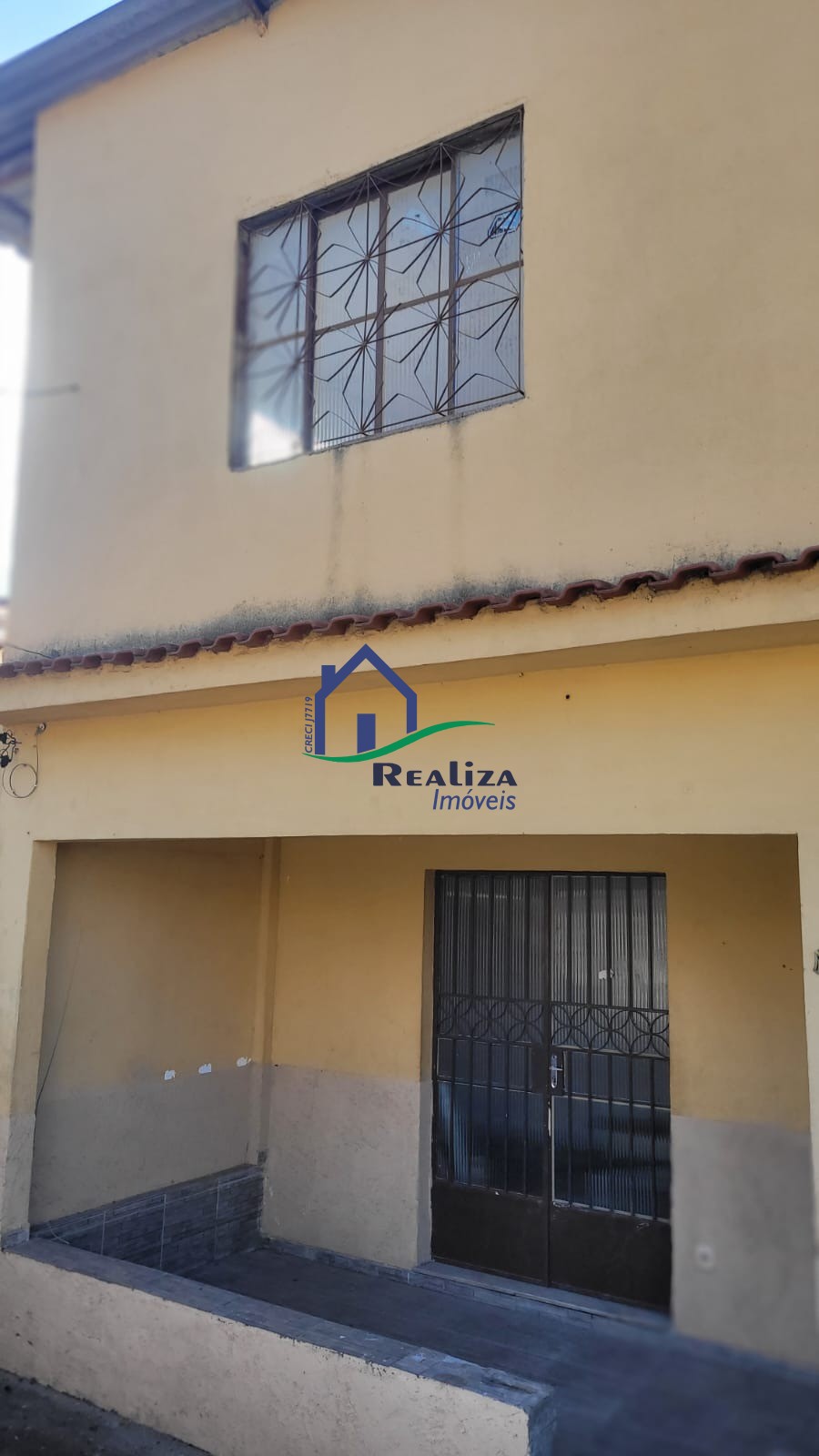 Casa à venda com 3 quartos, 80m² - Foto 1