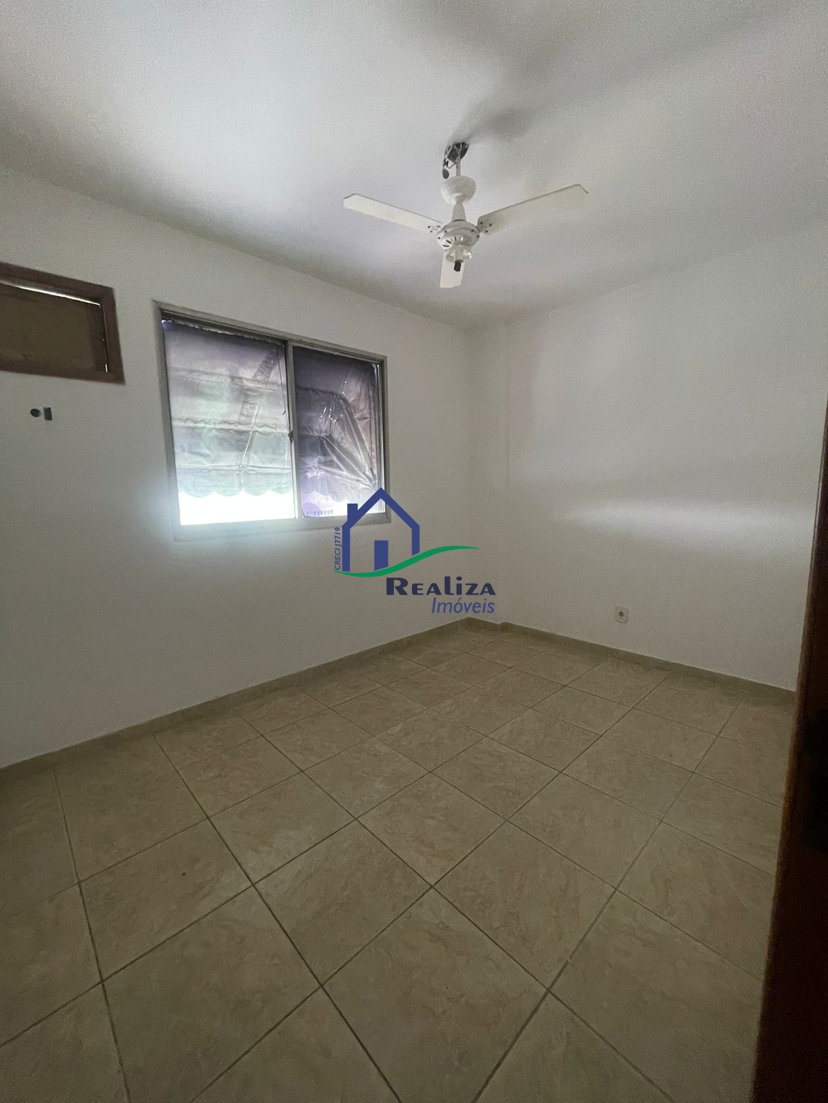 Apartamento à venda com 2 quartos, 65m² - Foto 5