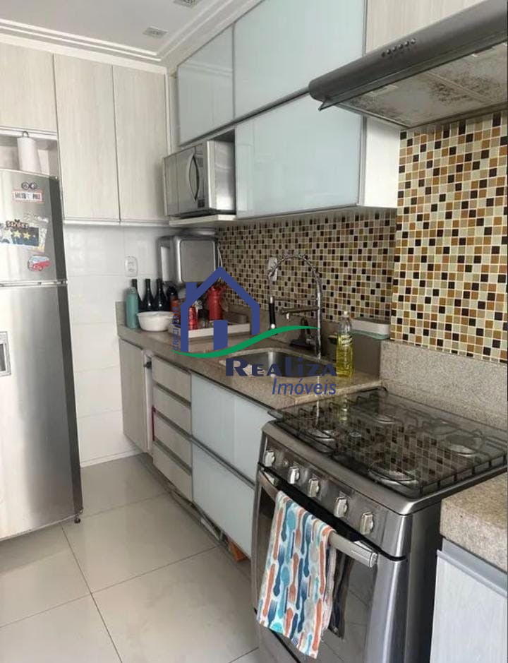 Apartamento à venda com 2 quartos, 60m² - Foto 4