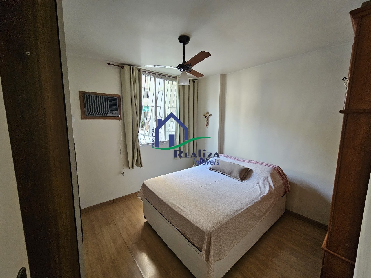 Apartamento à venda com 2 quartos, 75m² - Foto 6