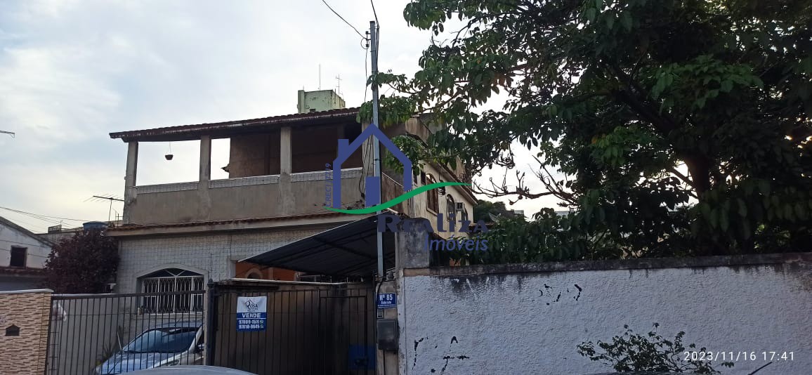 Casa à venda e aluguel com 4 quartos, 155m² - Foto 1