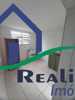 Apartamento à venda com 2 quartos, 80m² - Foto 3