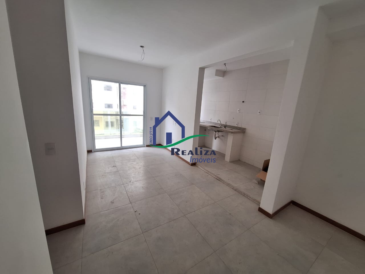 Apartamento à venda com 2 quartos, 63m² - Foto 3