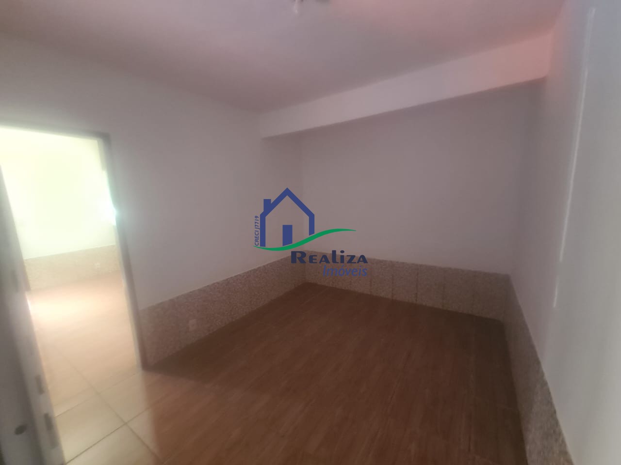 Casa para alugar com 2 quartos, 50m² - Foto 10