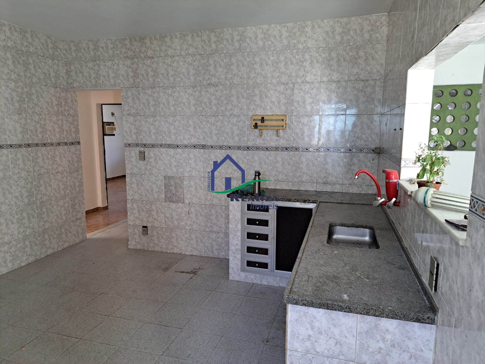 Casa à venda com 2 quartos, 140m² - Foto 6