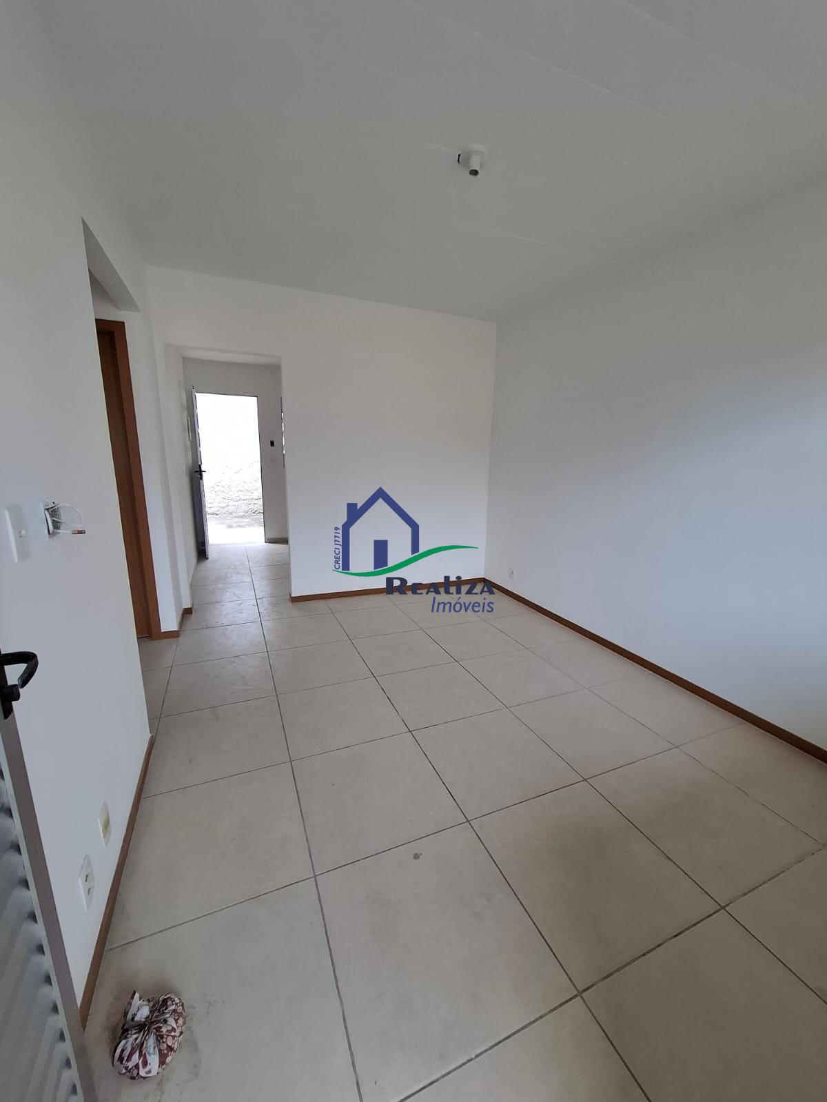 Casa à venda com 2 quartos, 58m² - Foto 4