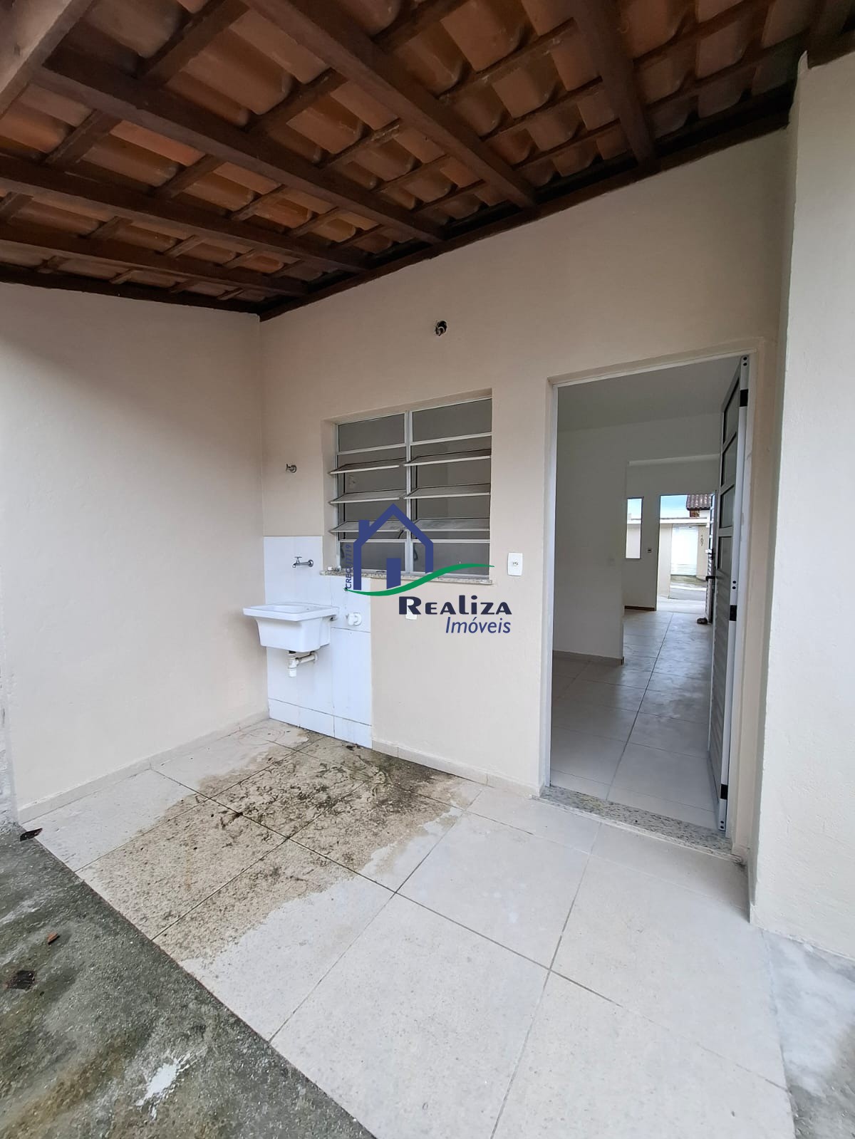 Casa à venda com 2 quartos, 58m² - Foto 14