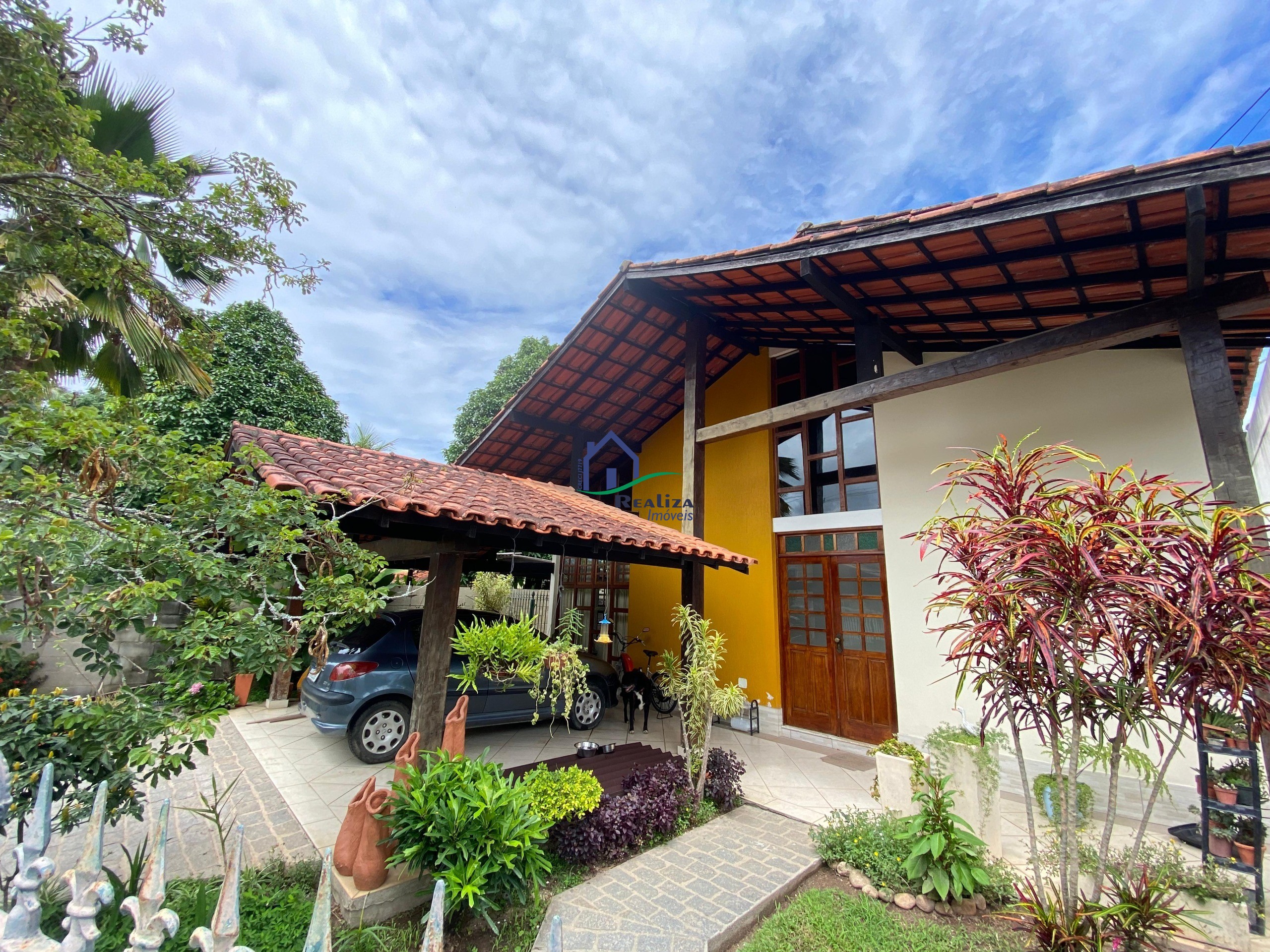 Casa, 4 quartos, 187 m² - Foto 1