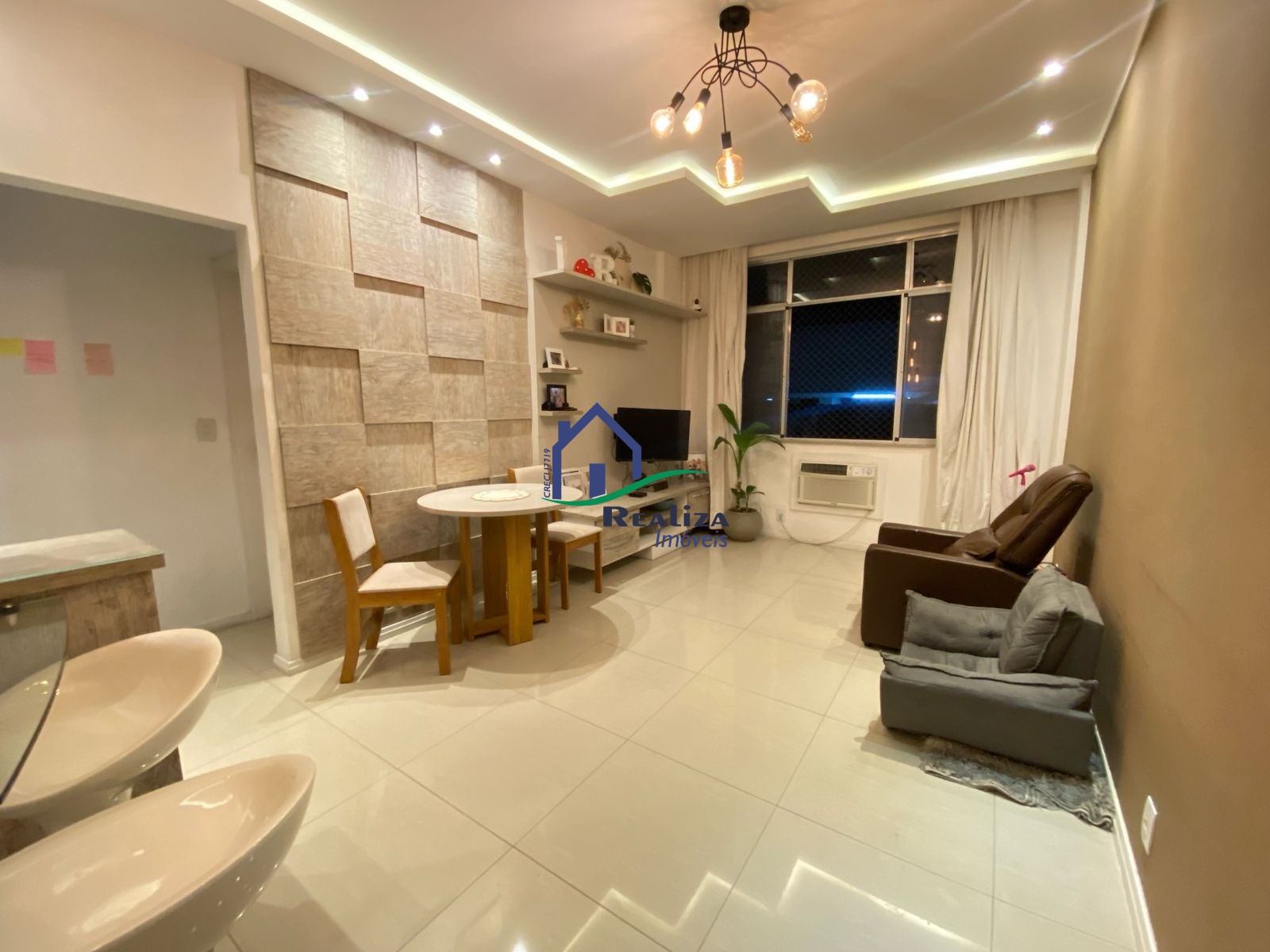 Apartamento, 2 quartos, 70 m² - Foto 1
