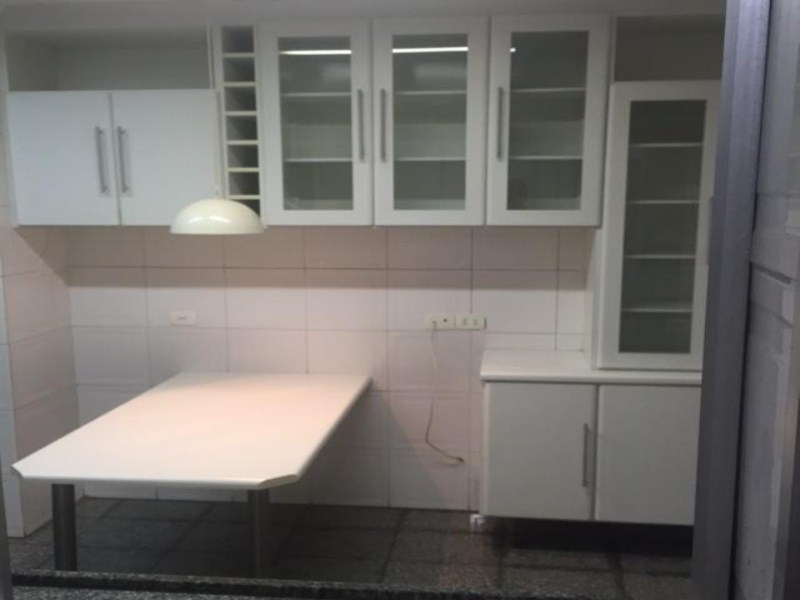 Apartamento à venda com 3 quartos, 170m² - Foto 3