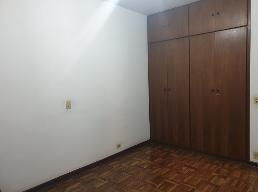 Casa à venda com 3 quartos, 200m² - Foto 14