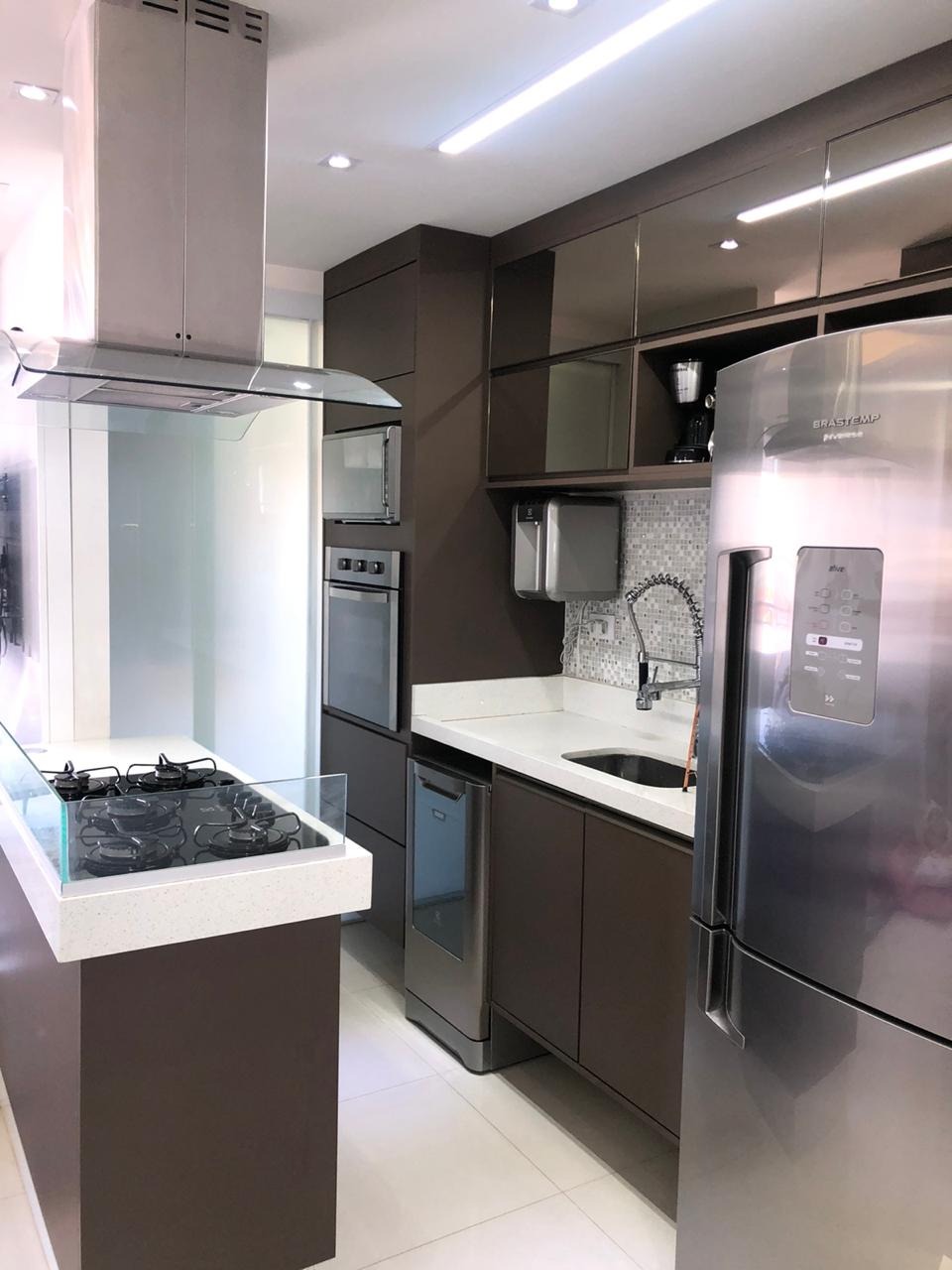 Apartamento à venda com 2 quartos, 68m² - Foto 4