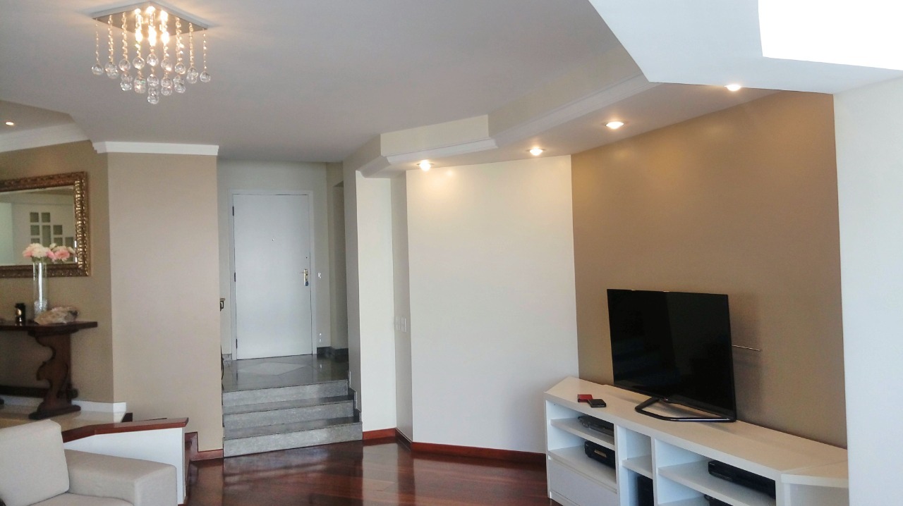 Apartamento à venda com 4 quartos, 210m² - Foto 8