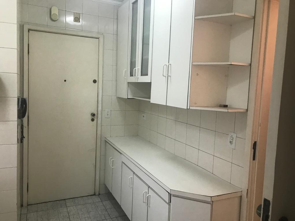 Apartamento à venda com 3 quartos, 100m² - Foto 7