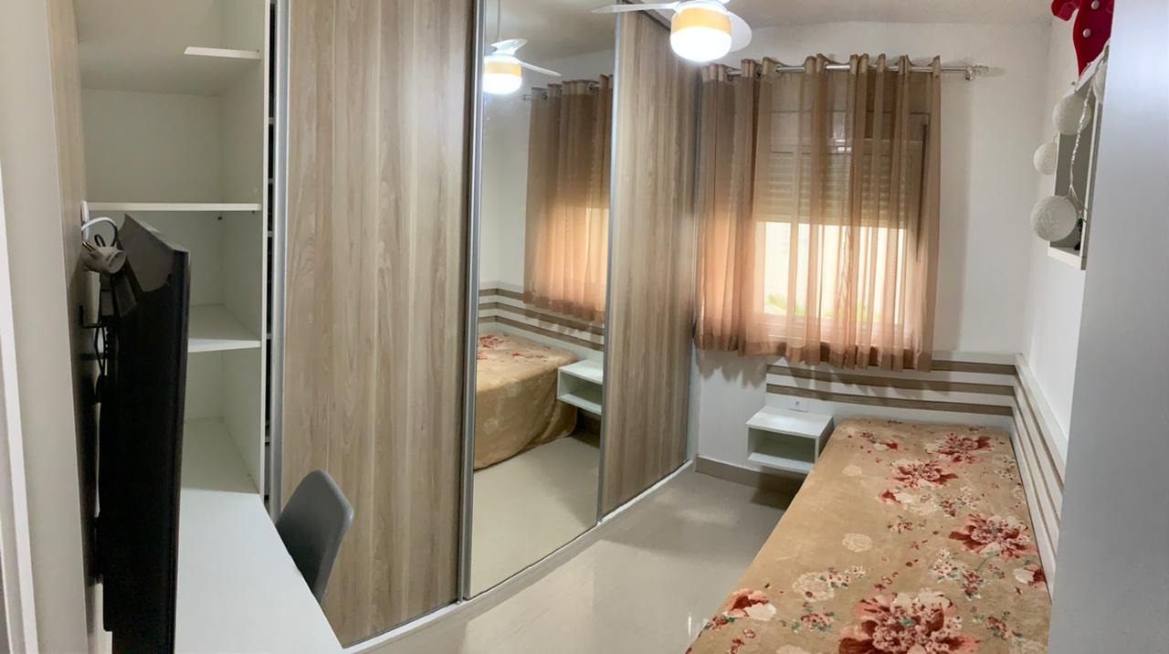 Apartamento à venda com 3 quartos, 105m² - Foto 2