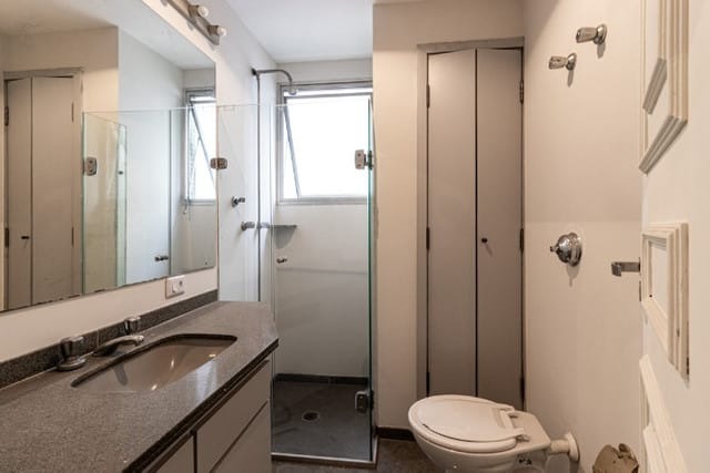 Apartamento à venda com 4 quartos, 240m² - Foto 11