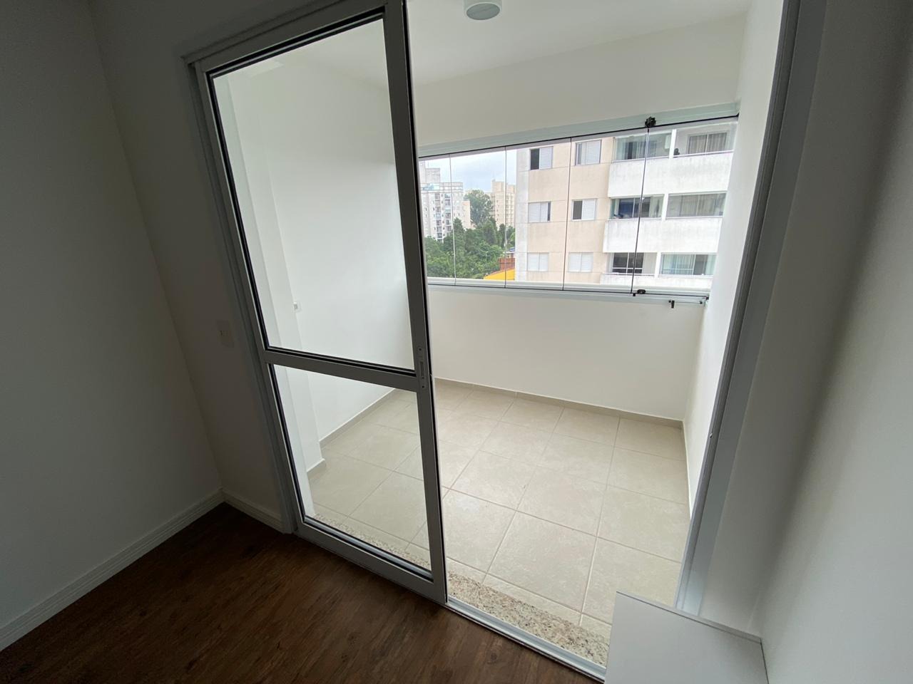 Apartamento à venda com 2 quartos, 56m² - Foto 4