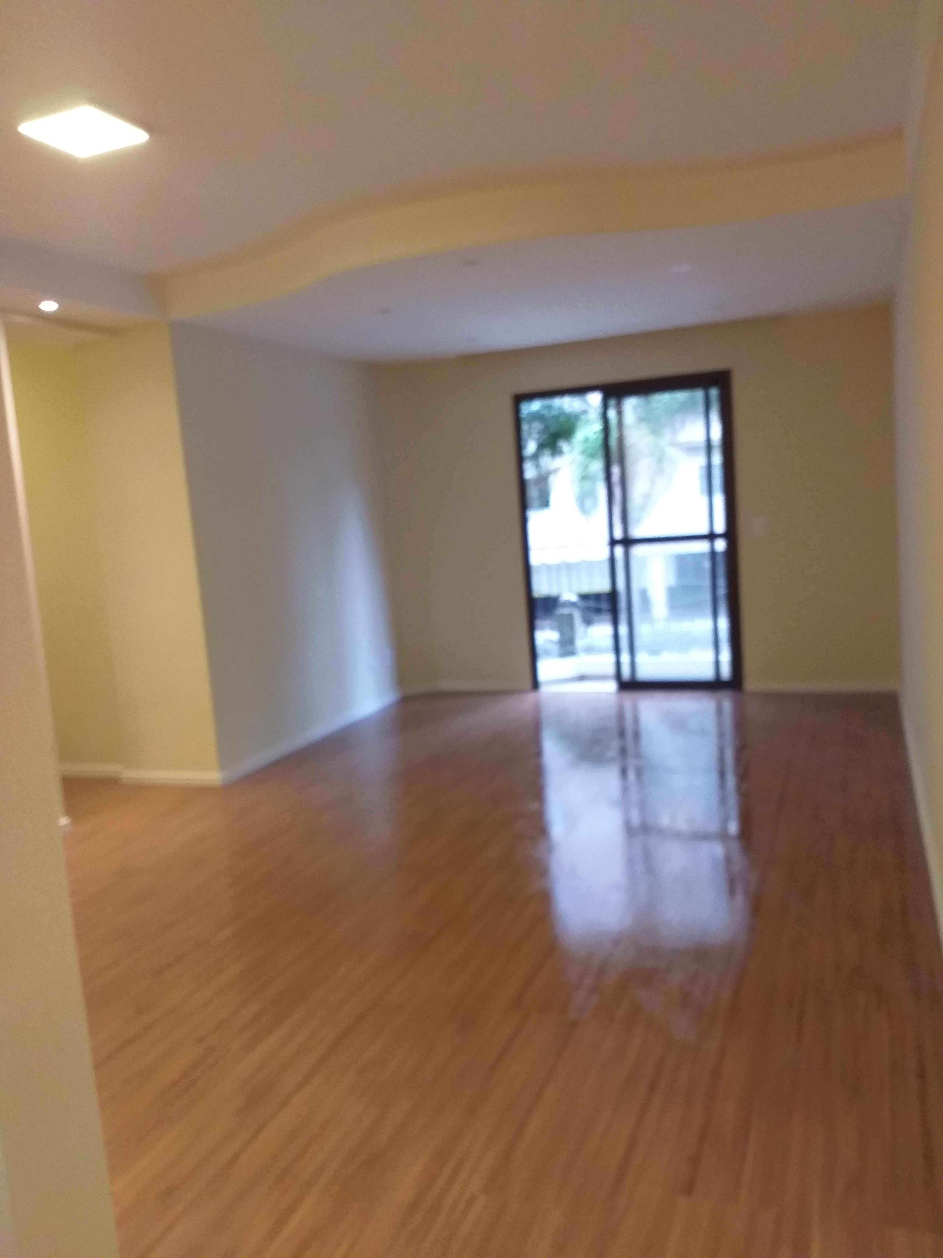 Apartamento à venda com 3 quartos, 82m² - Foto 3