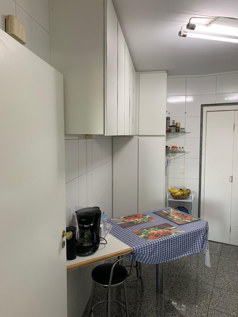 Apartamento à venda com 2 quartos, 82m² - Foto 17