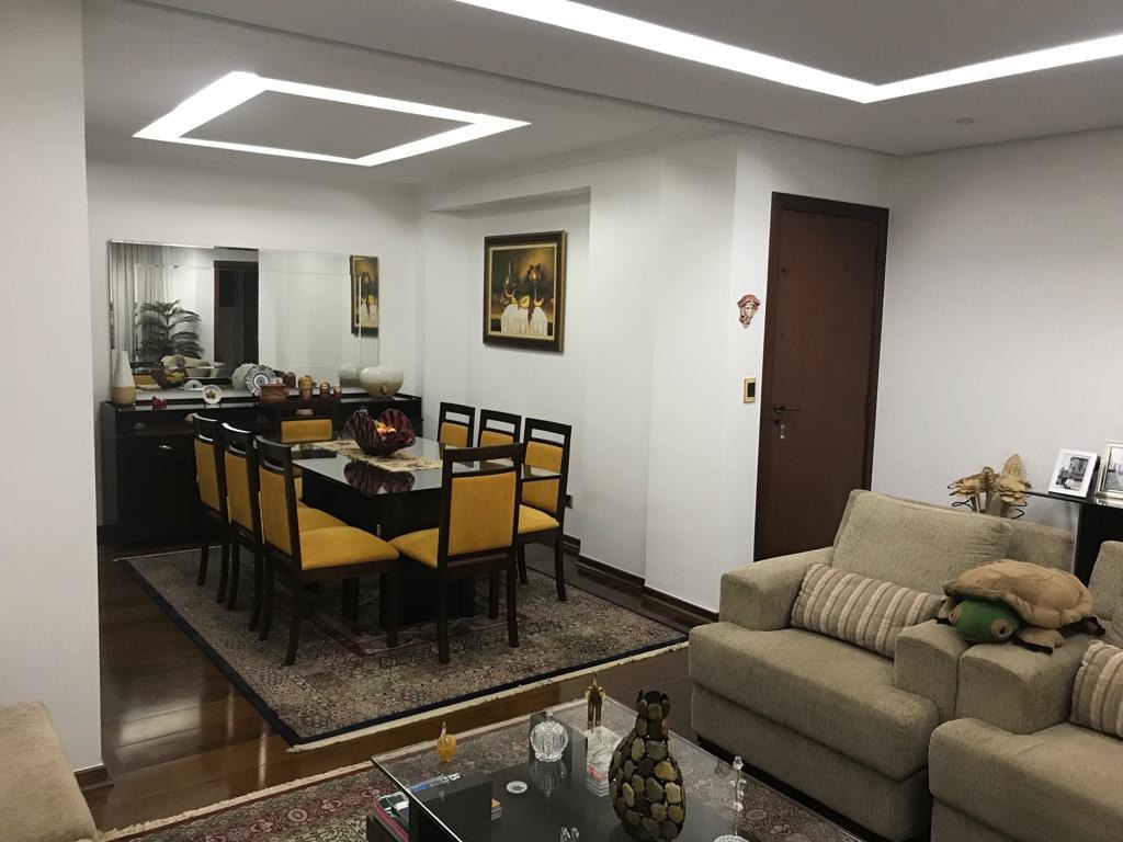 Apartamento à venda com 3 quartos, 120m² - Foto 2